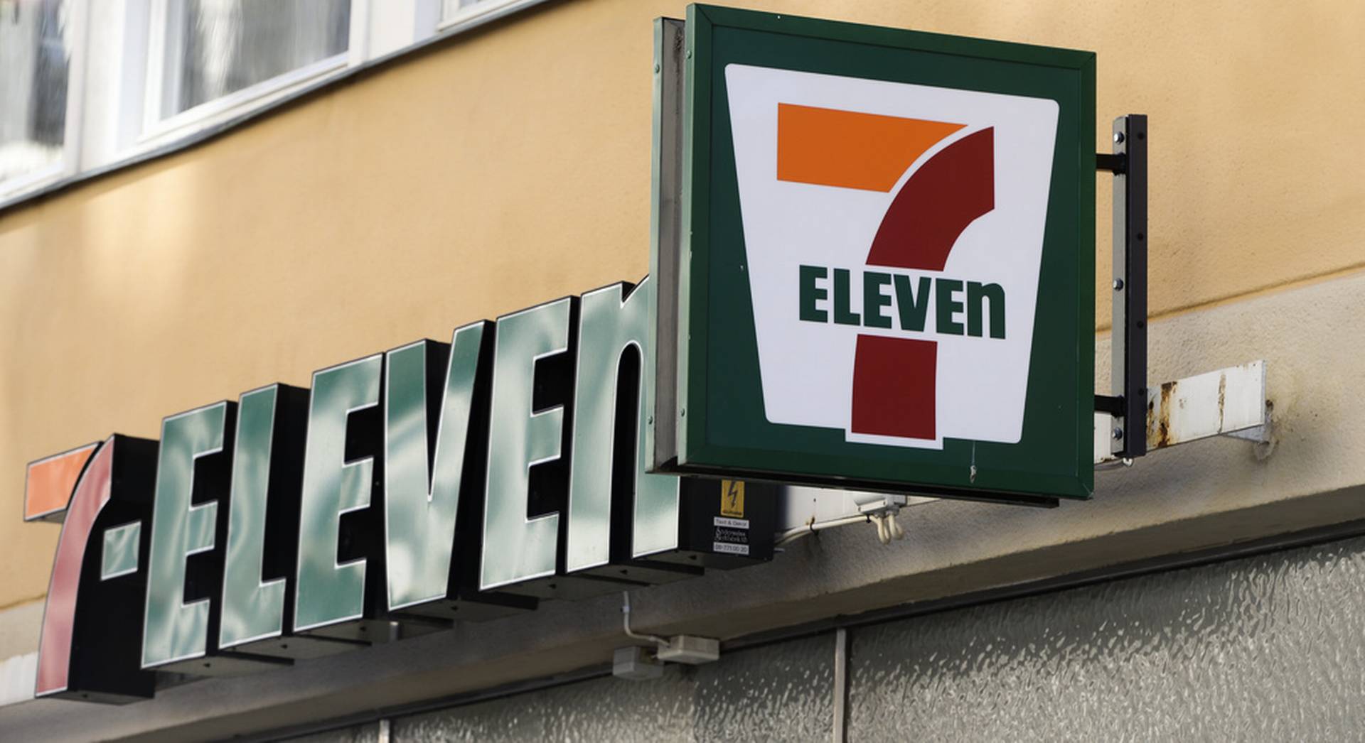 Suspected hacker attack against 7-Eleven in Denmark